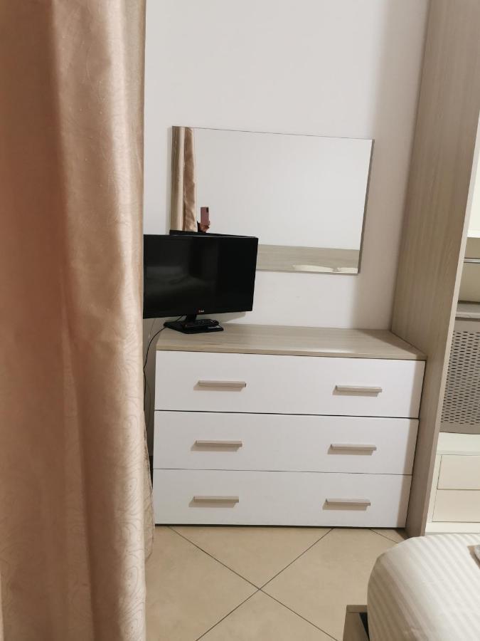 "Maretna" Apartment Mascali Luaran gambar