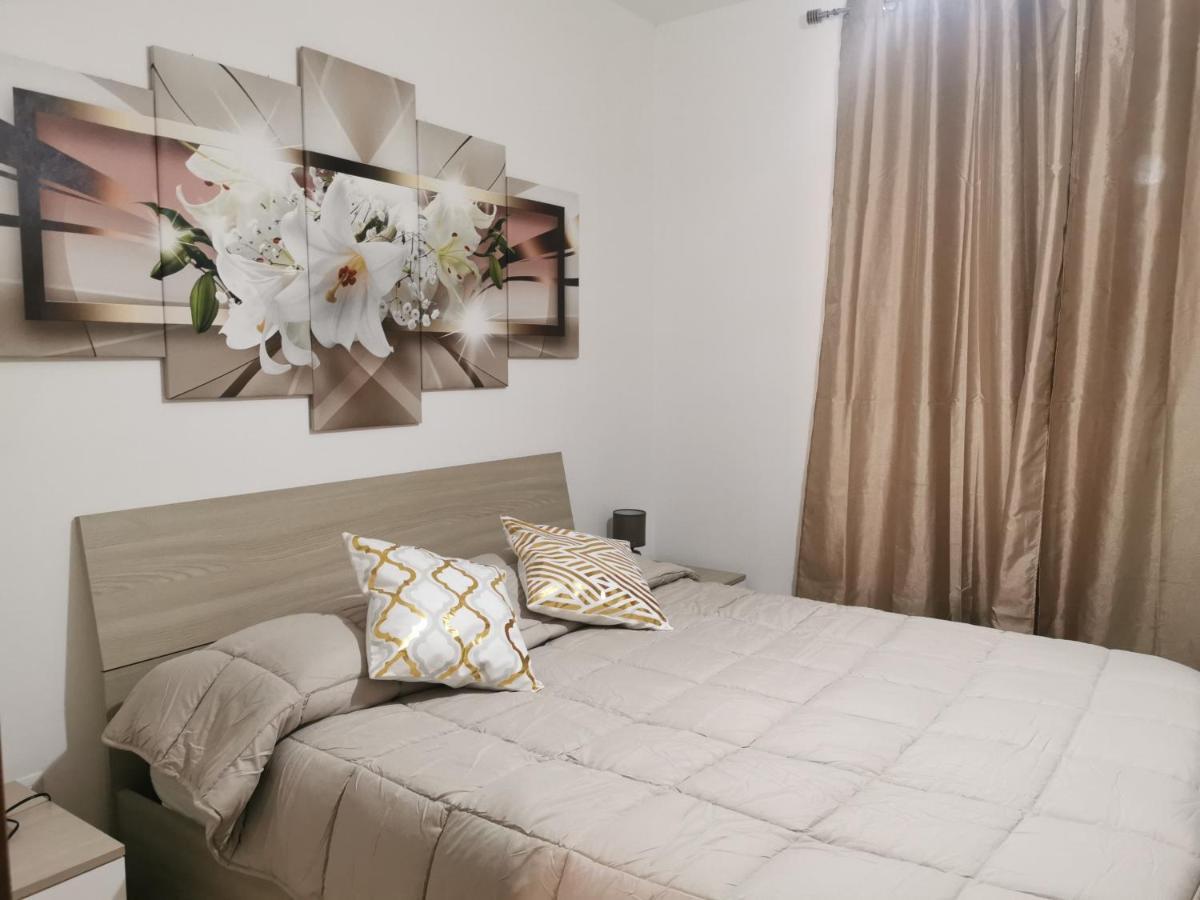 "Maretna" Apartment Mascali Luaran gambar