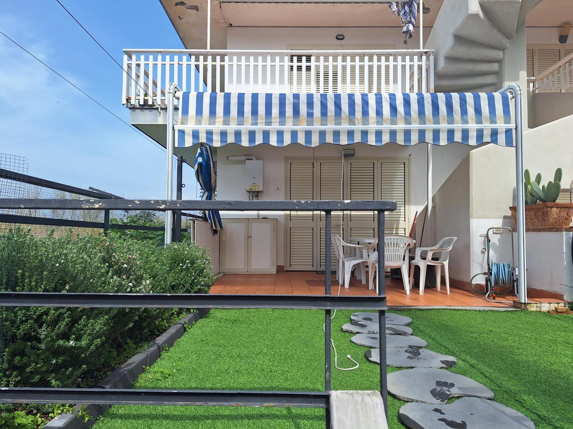 "Maretna" Apartment Mascali Luaran gambar